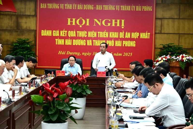 Hội nghị đánh giá kết quả thực hiện triển khai Đề án hợp nhất tỉnh Hải Dương và thành phố Hải Phòng.