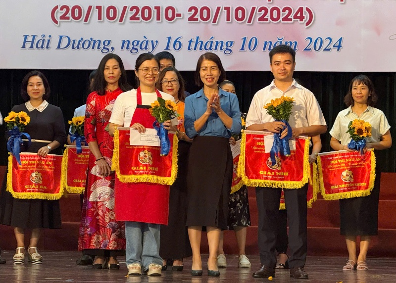 hoithinauan-3.jpg