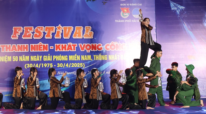 Festival20425.jpg